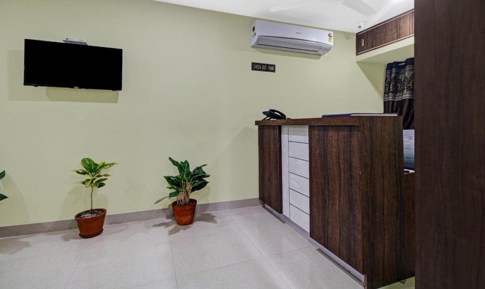 Hotel Park Central Calcutta Exterior foto