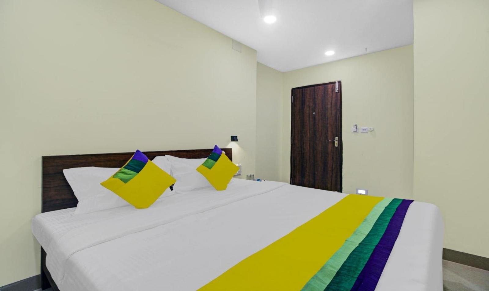 Hotel Park Central Calcutta Exterior foto