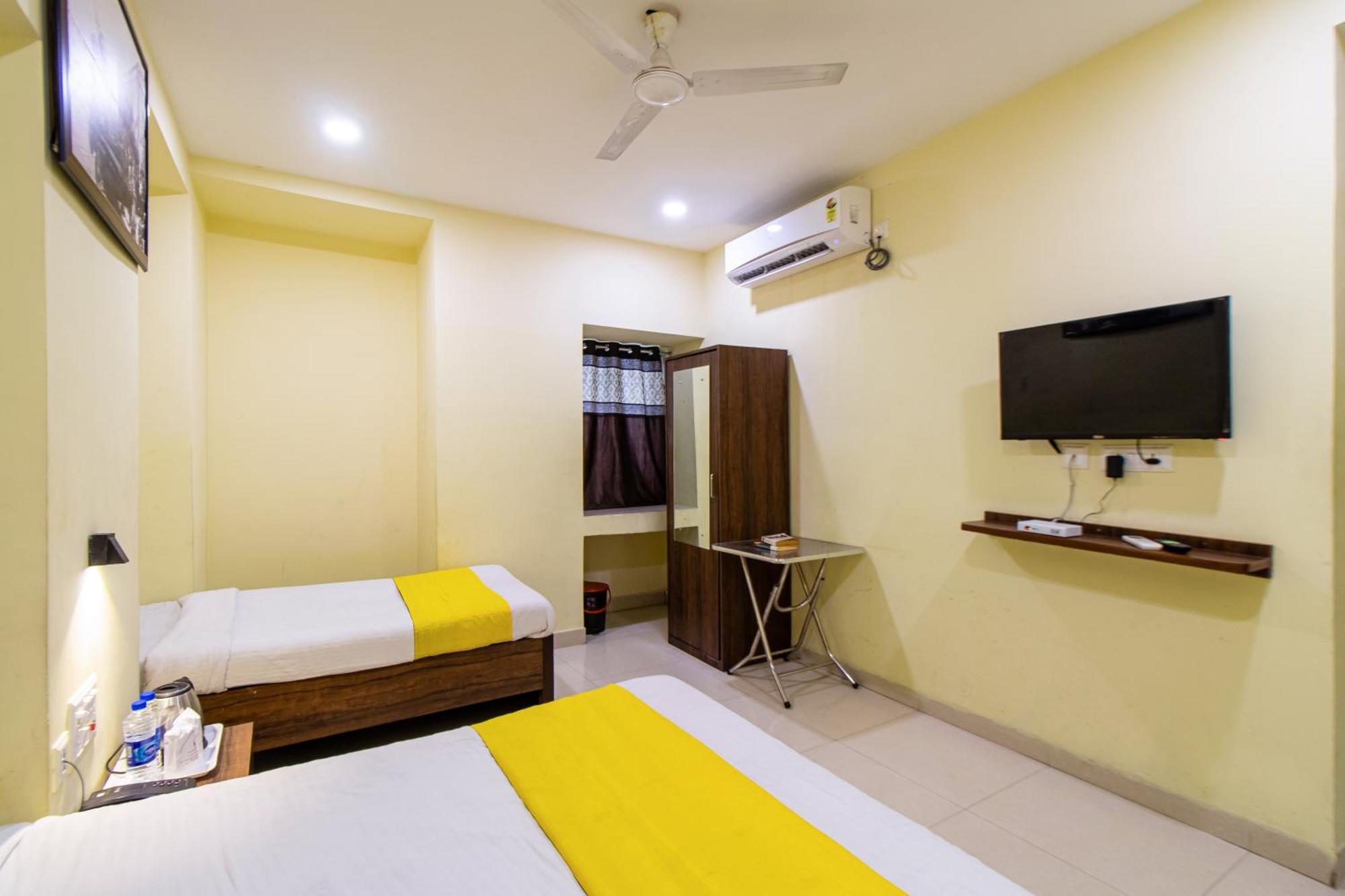 Hotel Park Central Calcutta Exterior foto